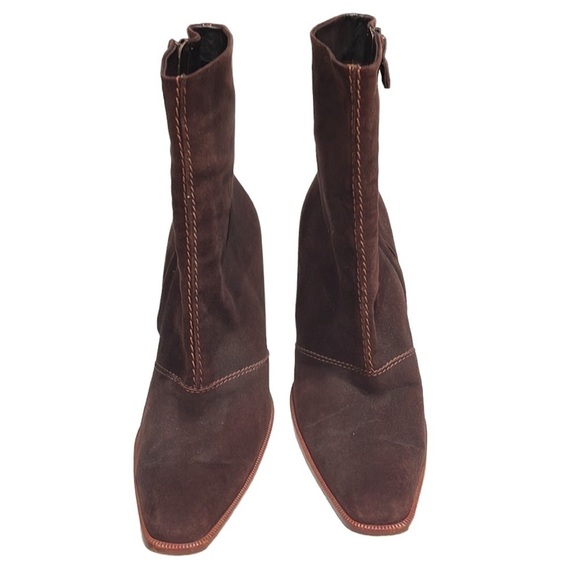 Tod’s Brown Suede Heeled Bootie SZ 9.5 - Picture 3 of 9